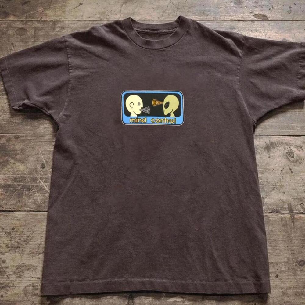 Gildan Men Brown T-Shirt, Brown Alien Mind Control Tee Abc04